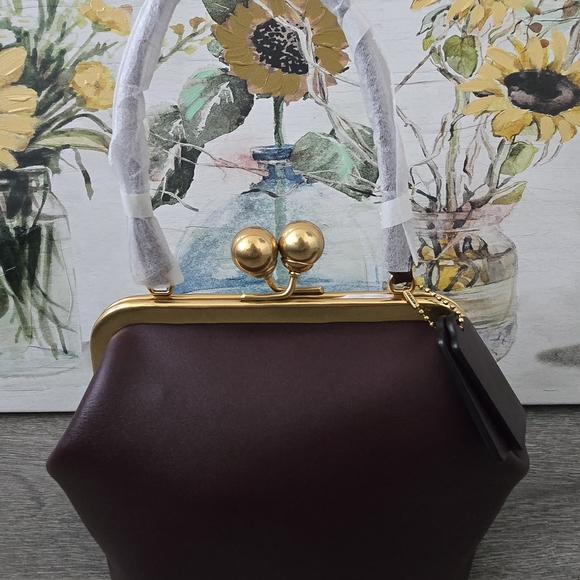 Coach Black Currant Small Kisslock Bag - Picture 2 of 5